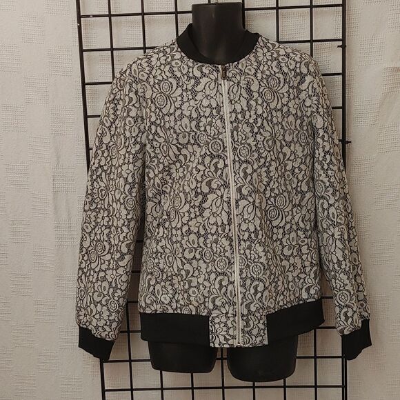 INSOMNIA BY MANZINI BLACK & WHITE FLORAL DESIGN BOMBER JACKET. - Picture 1 of 10